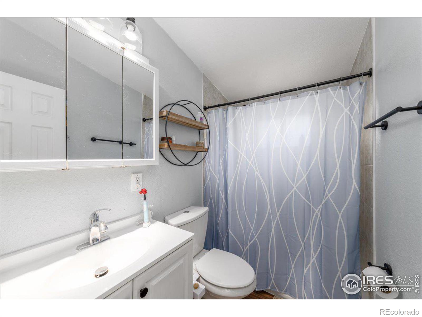 MLS Image #9 for 7860  valley view drive,denver, Colorado