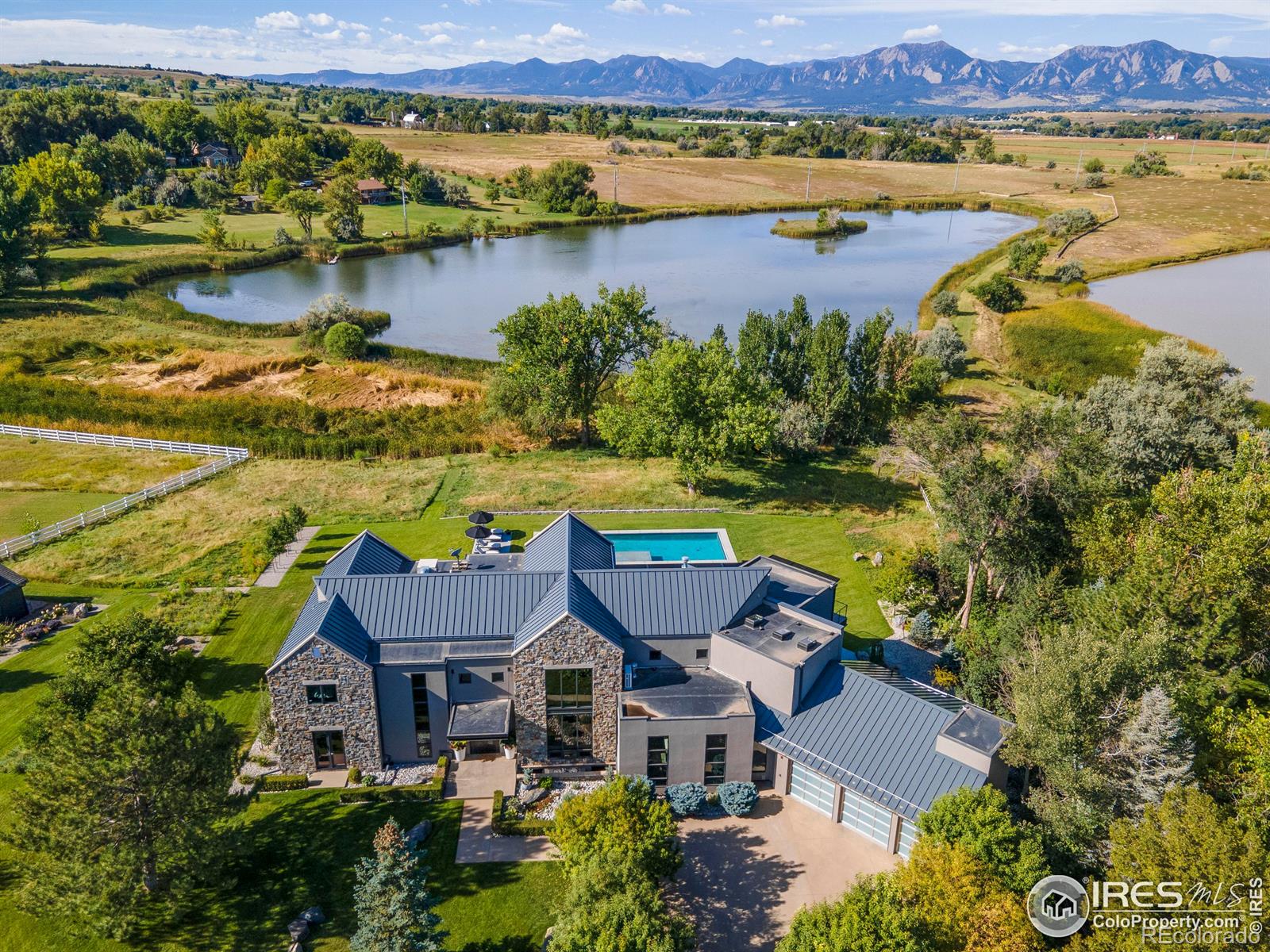 MLS Image #2 for 8802  lakeside court,boulder, Colorado