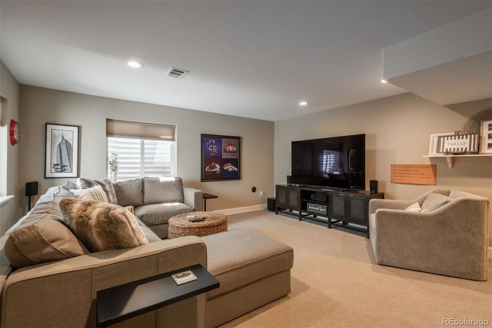 MLS Image #24 for 1004  spruce court,denver, Colorado