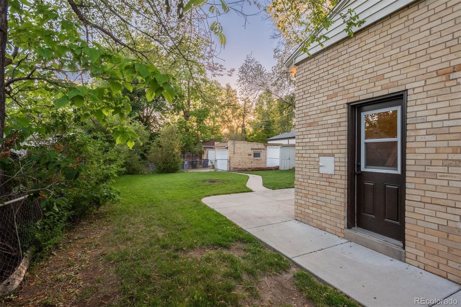 MLS Image #28 for 1215  dahlia street,denver, Colorado