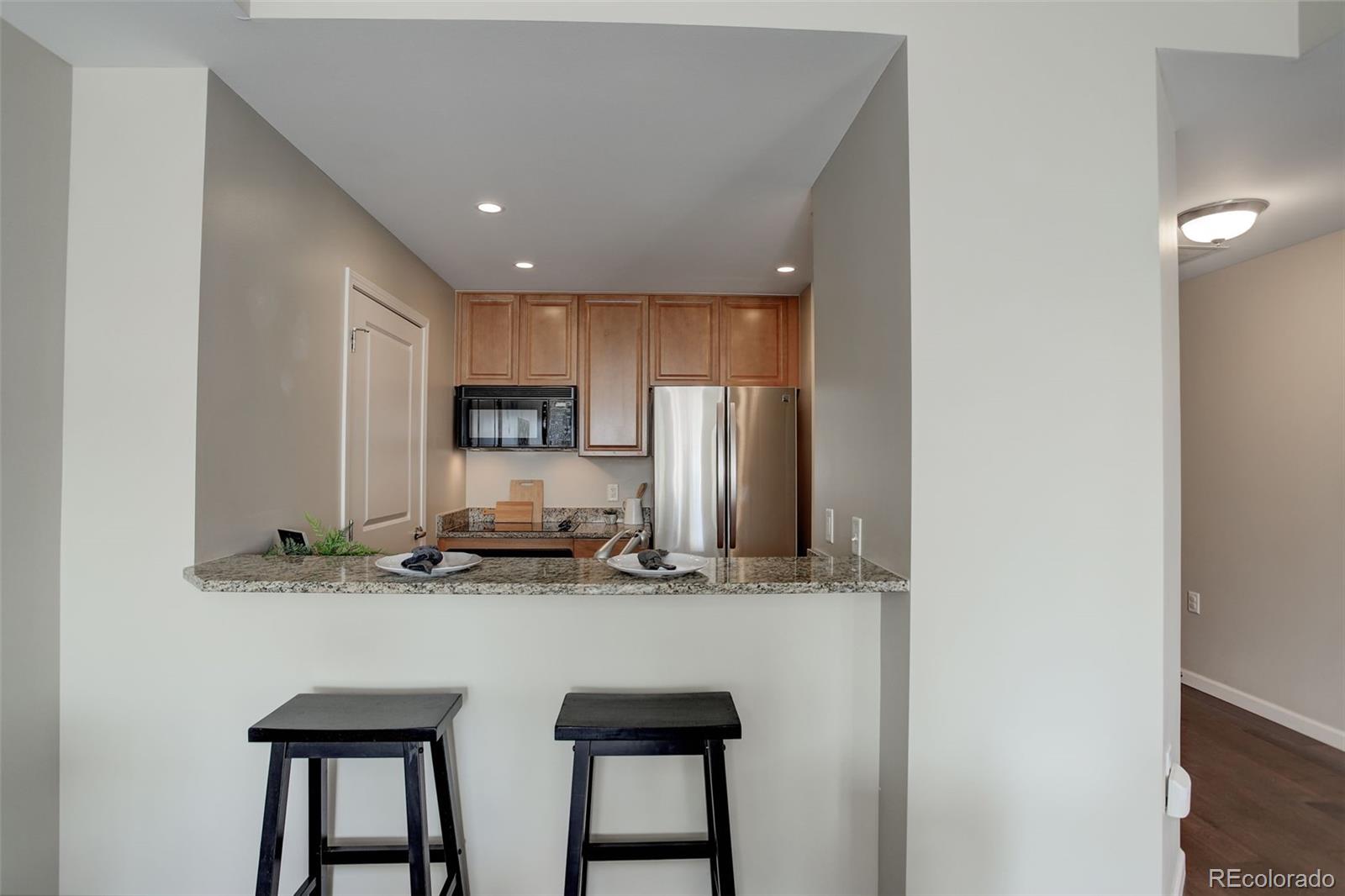 MLS Image #8 for 925  lincoln street,denver, Colorado