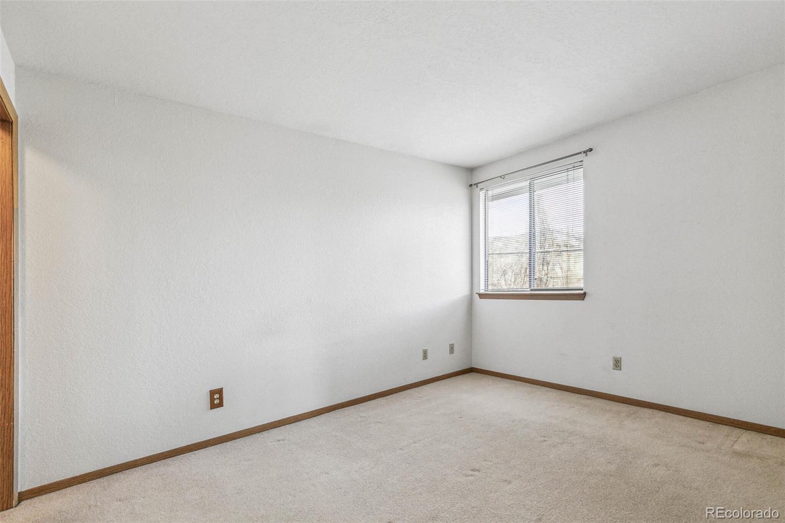 MLS Image #14 for 271 s zinnia way 1d,denver, Colorado