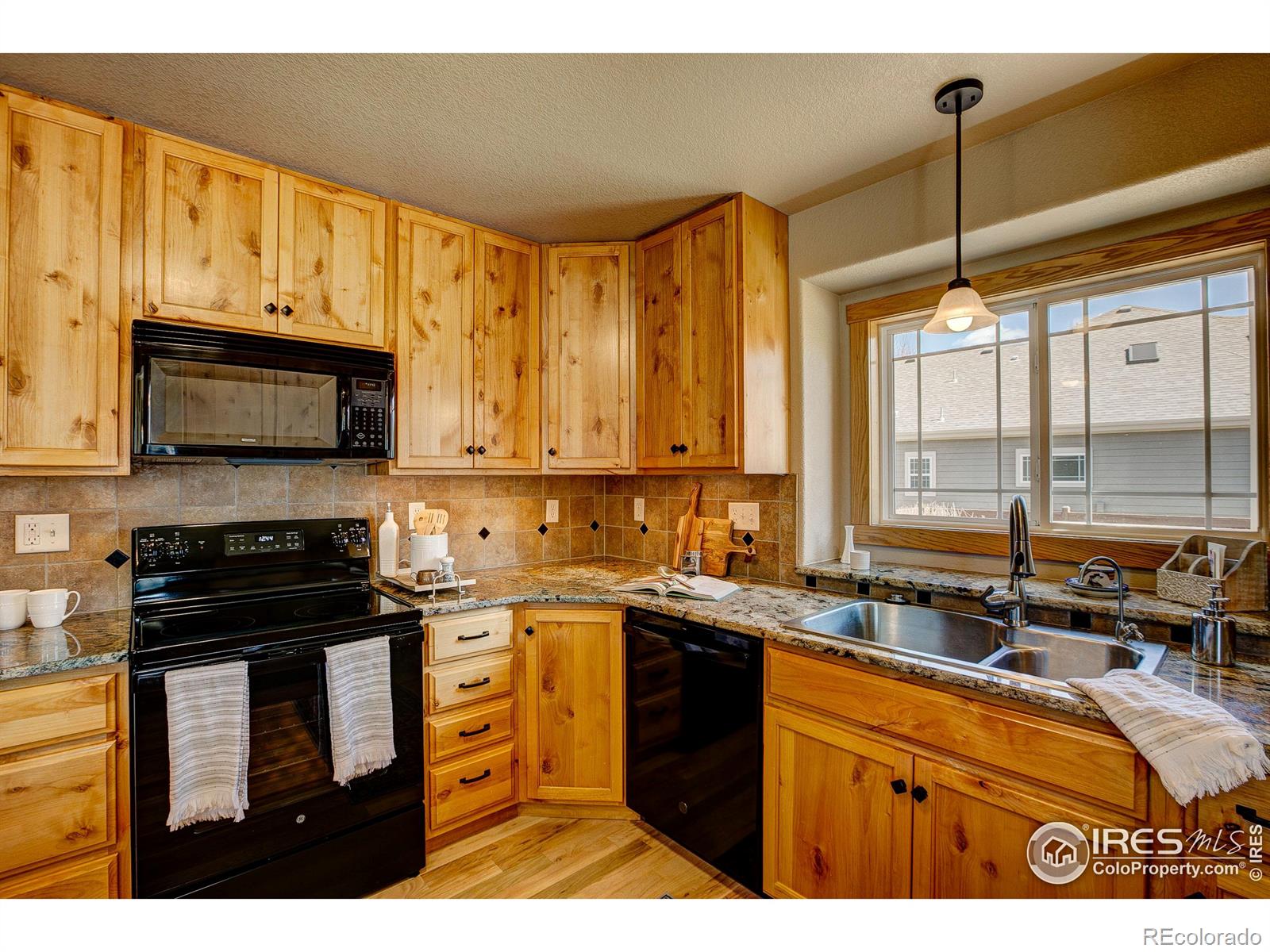 MLS Image #10 for 2739  headwater drive,fort collins, Colorado