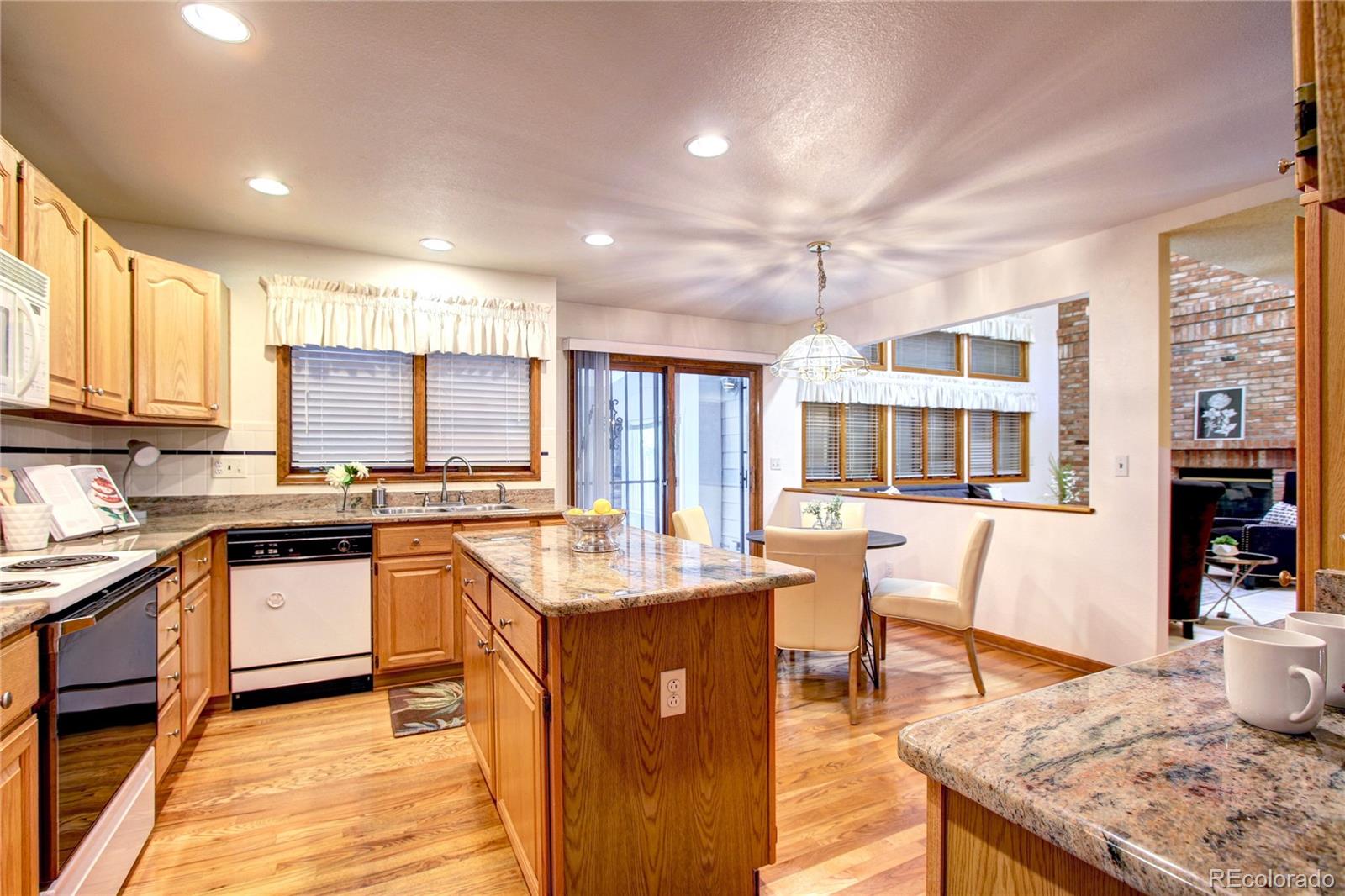 MLS Image #10 for 7761 s hickory place,littleton, Colorado
