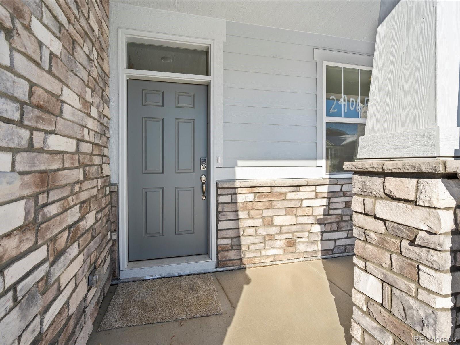 MLS Image #2 for 24065 e utah place,aurora, Colorado