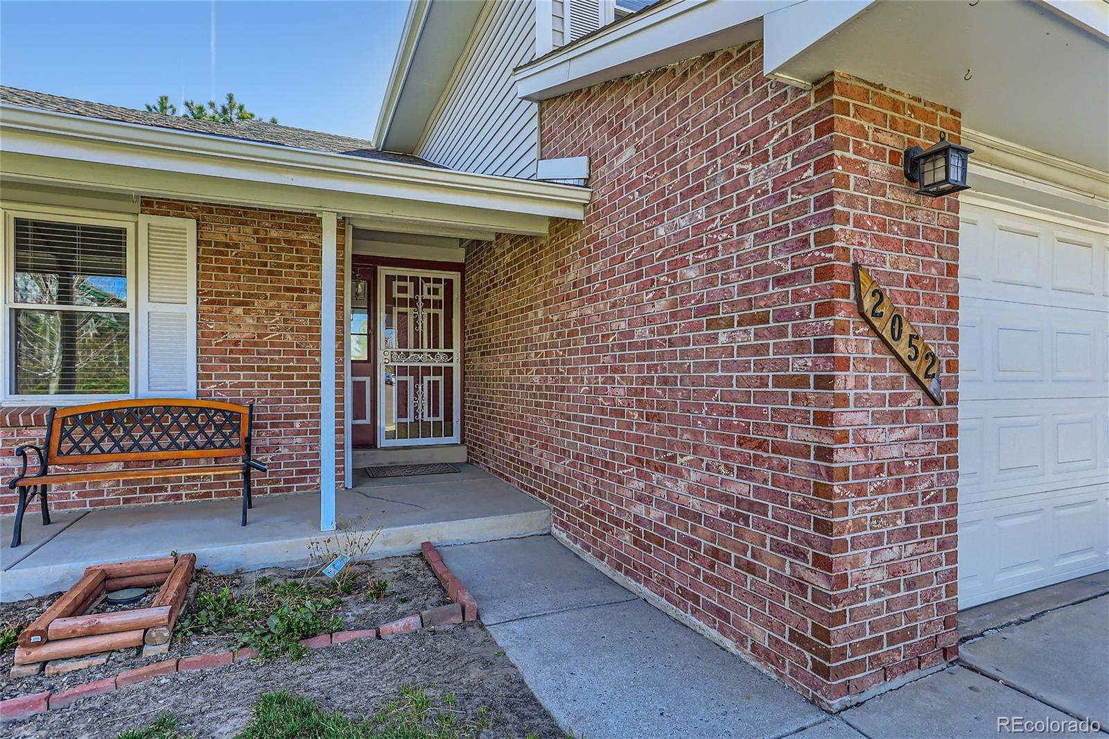 MLS Image #2 for 2052 s oakland street,aurora, Colorado