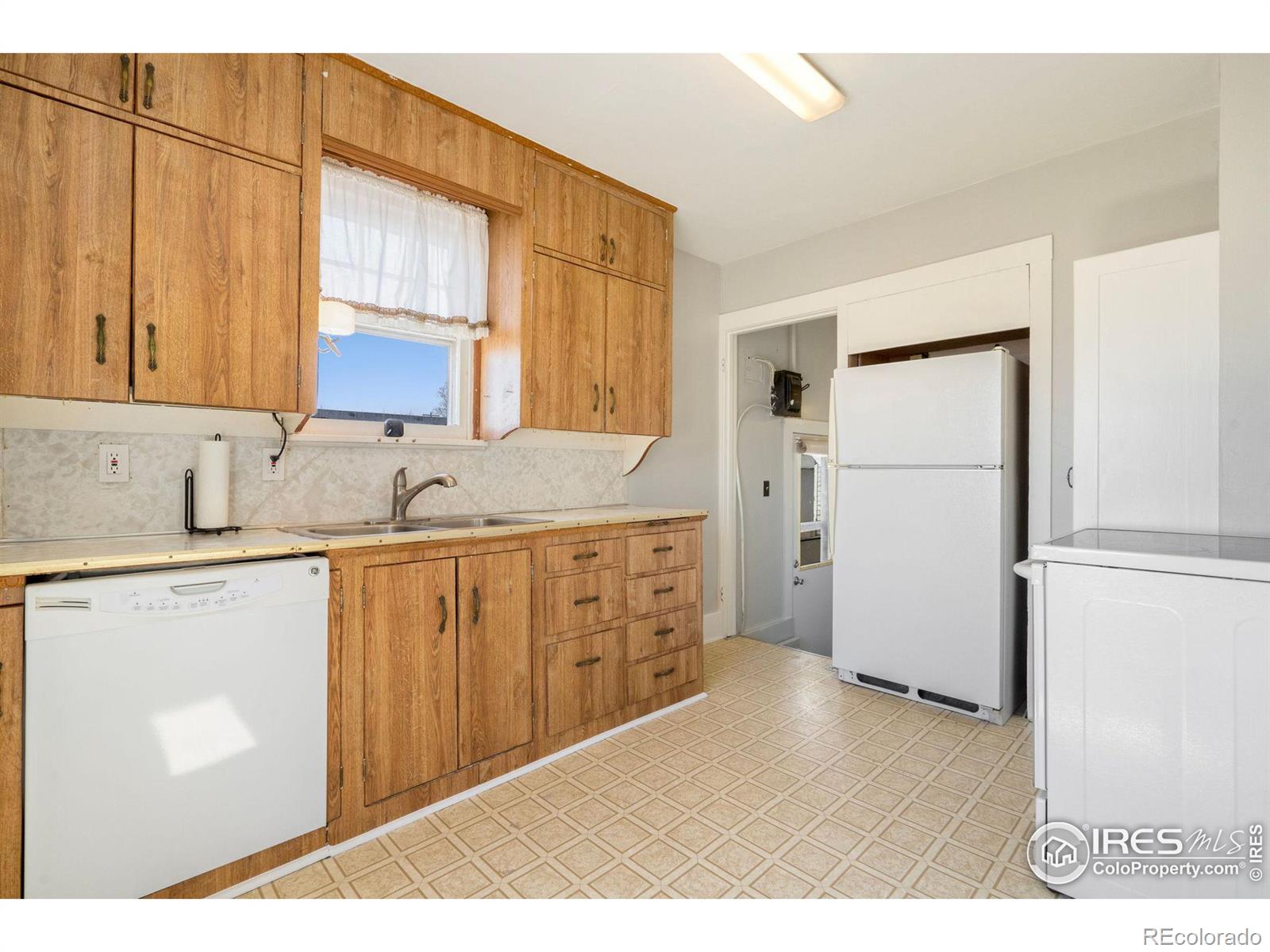 MLS Image #5 for 403  9th street,gilcrest, Colorado