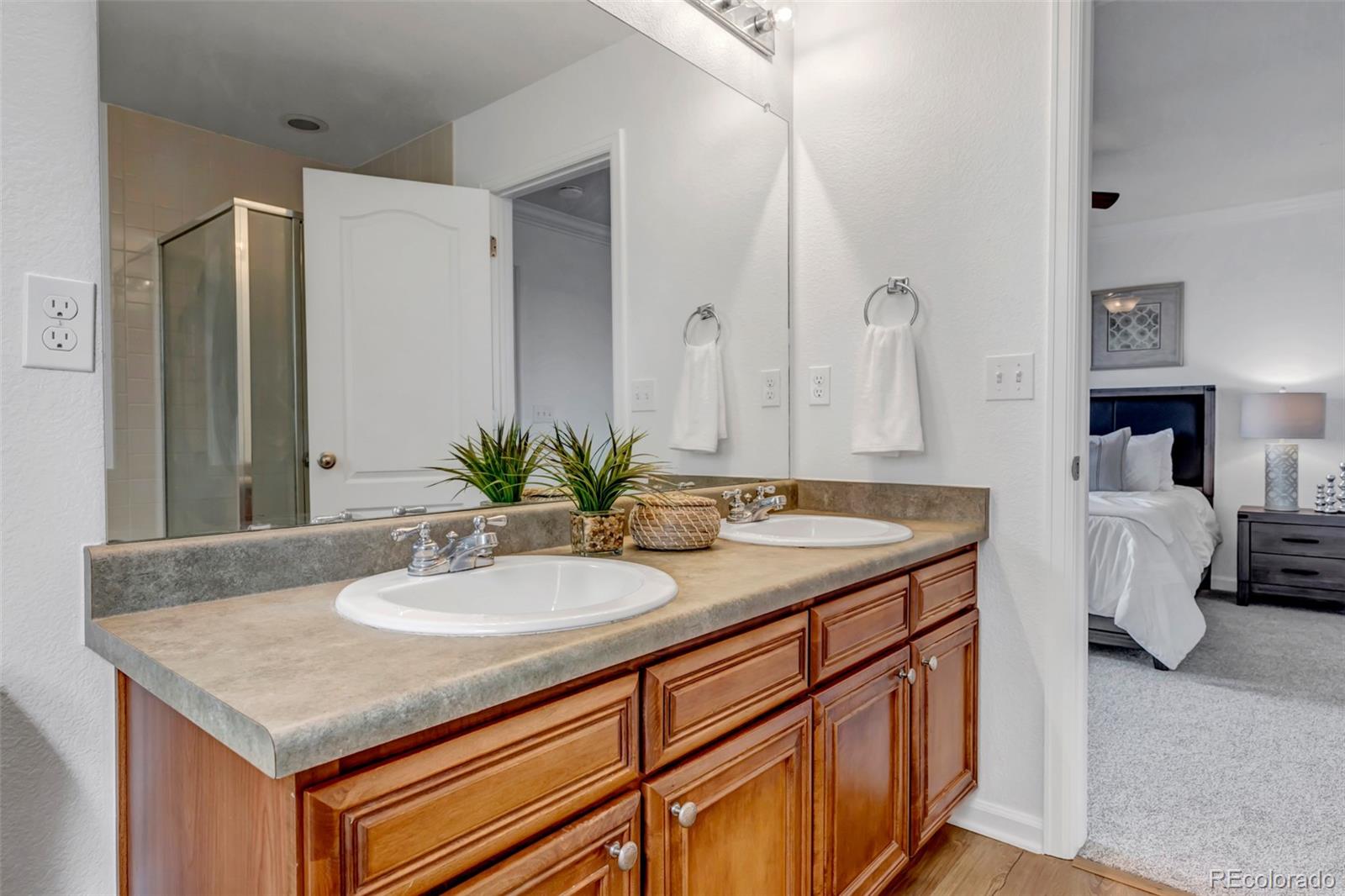 MLS Image #22 for 25043 e hoover place,aurora, Colorado