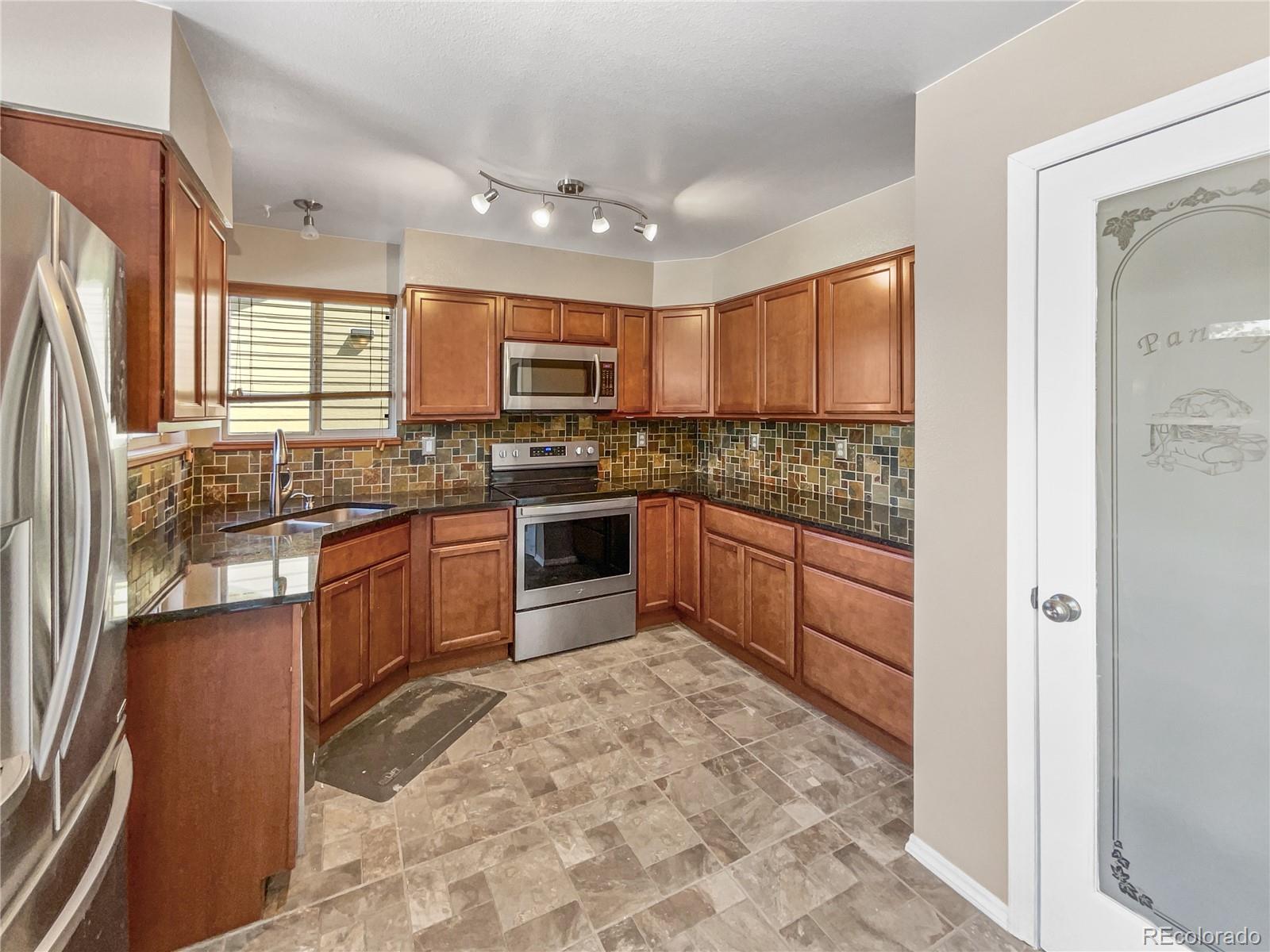 MLS Image #5 for 13857 w 65th drive,arvada, Colorado