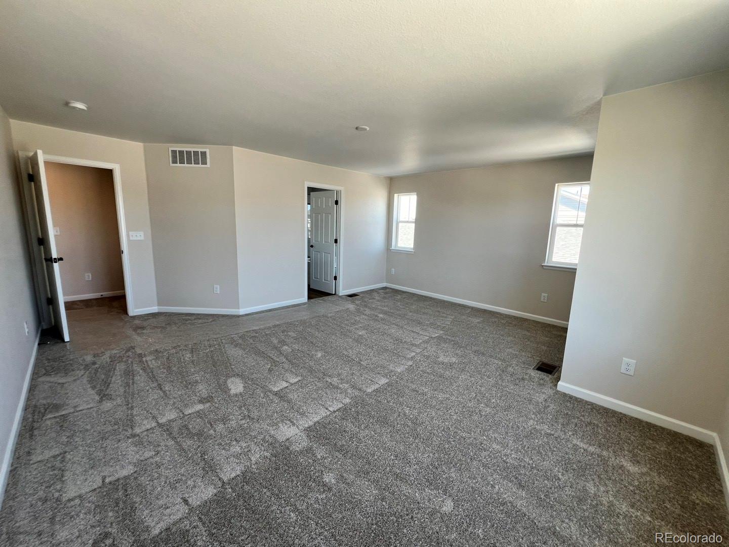 MLS Image #18 for 24644 e 37th avenue,aurora, Colorado