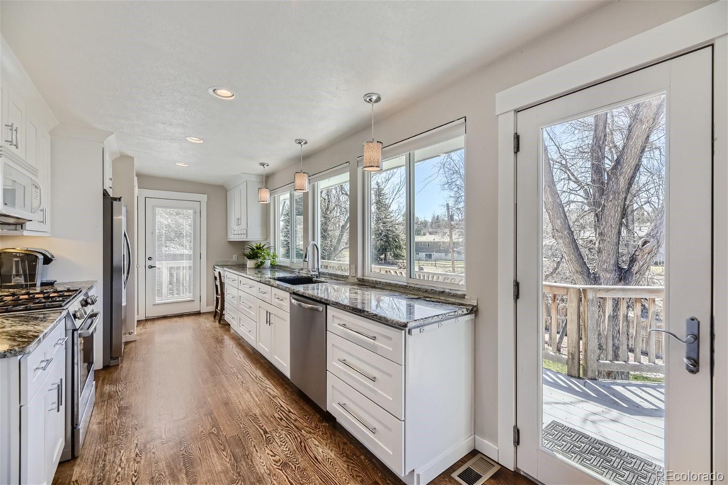 MLS Image #18 for 824 w fremont court,littleton, Colorado