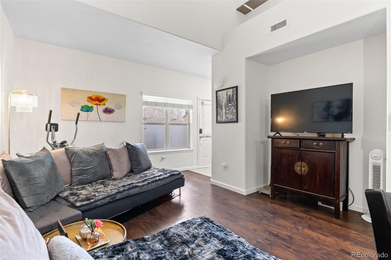 MLS Image #7 for 5800  tower road,denver, Colorado