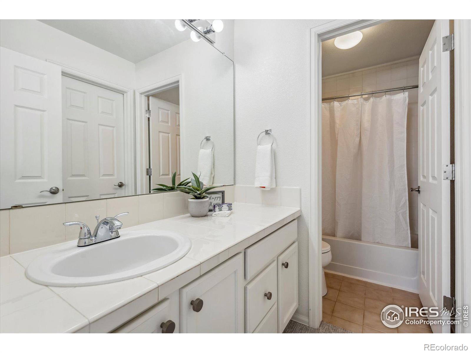MLS Image #19 for 5317  brookside drive,broomfield, Colorado