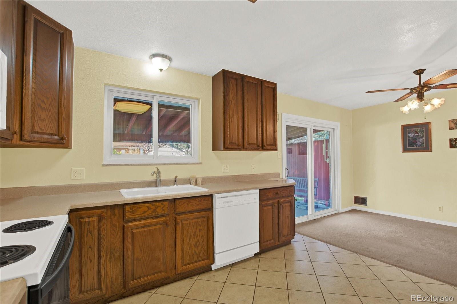 MLS Image #12 for 523  melody drive,northglenn, Colorado