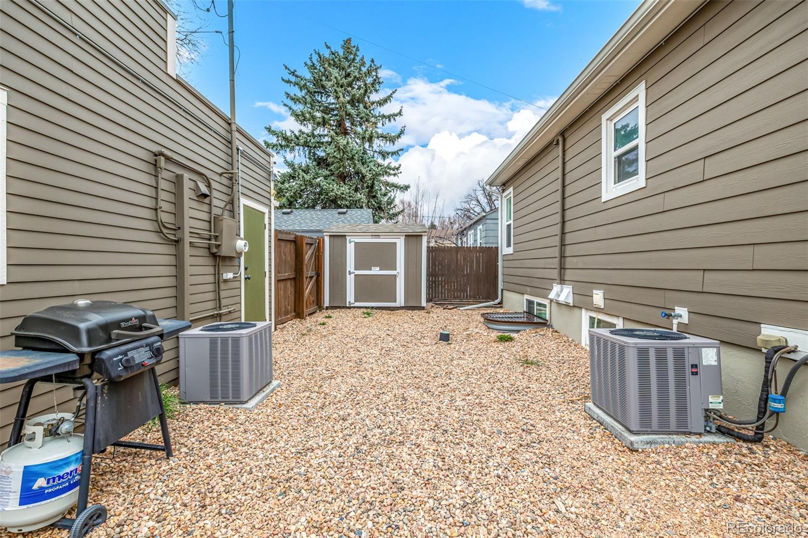 MLS Image #14 for 2395 s corona street,denver, Colorado