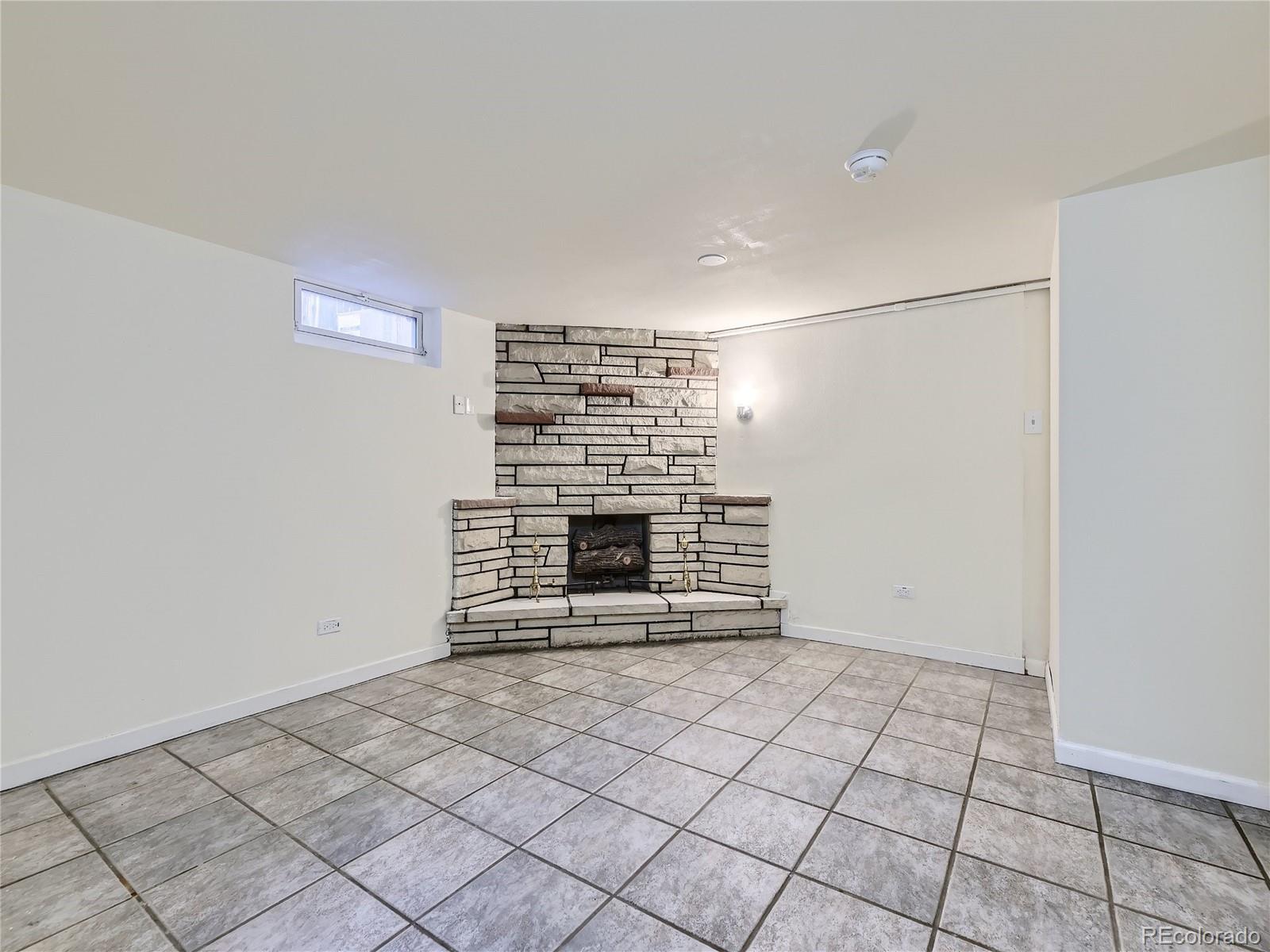 MLS Image #15 for 1368 s umatilla street,denver, Colorado