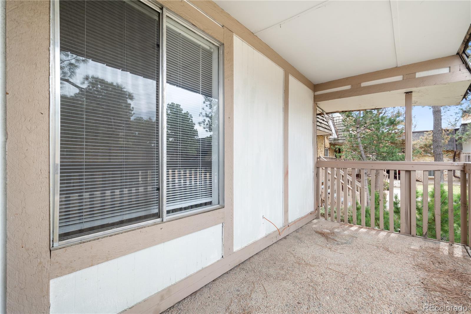 MLS Image #3 for 2190 s holly street,denver, Colorado