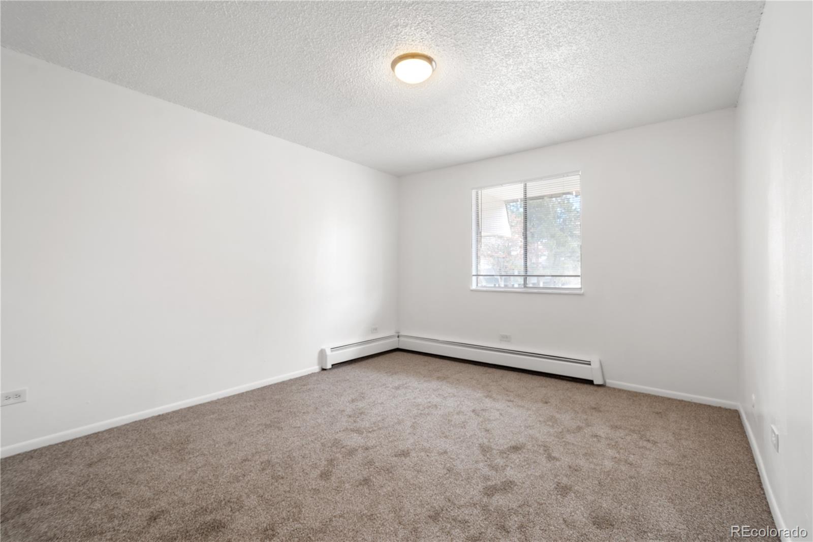 MLS Image #9 for 2190 s holly street,denver, Colorado