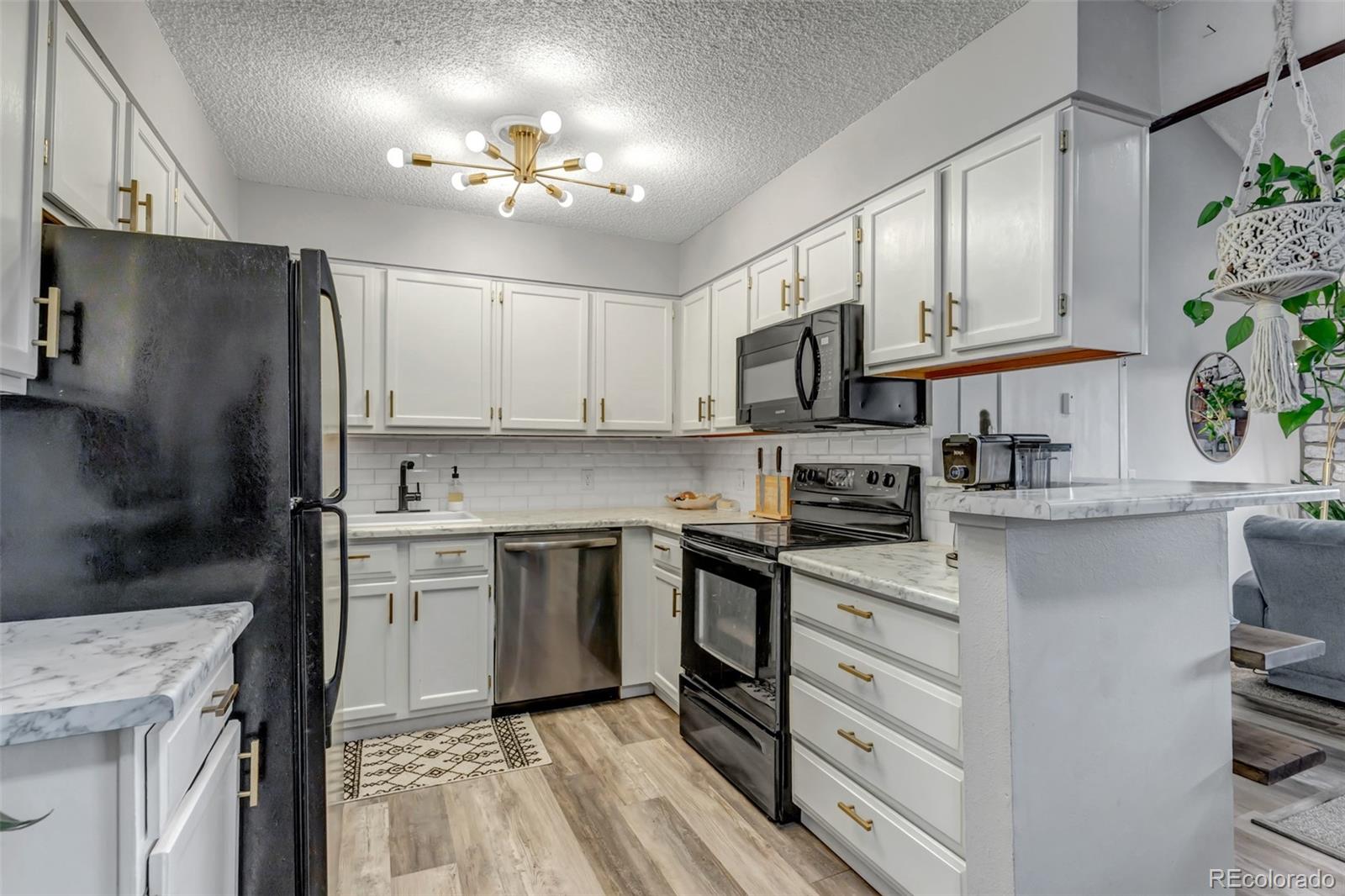 MLS Image #6 for 205  wright street 307,lakewood, Colorado