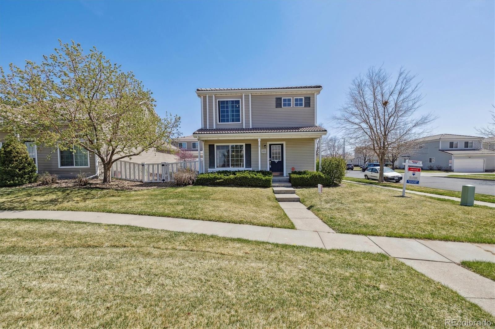 MLS Image #11 for 20535 e 47th avenue,denver, Colorado