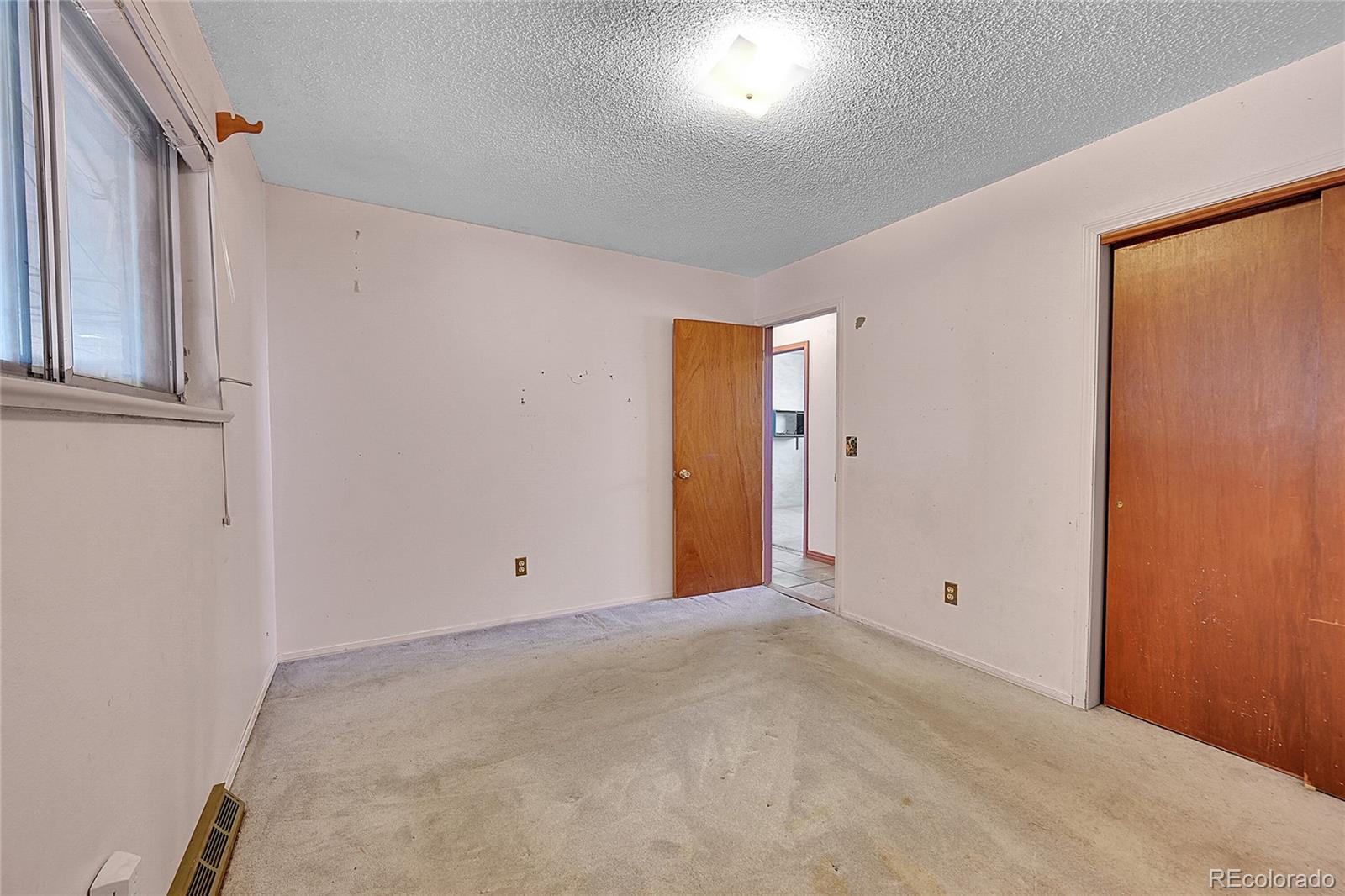 MLS Image #10 for 3907 s grove street,englewood, Colorado