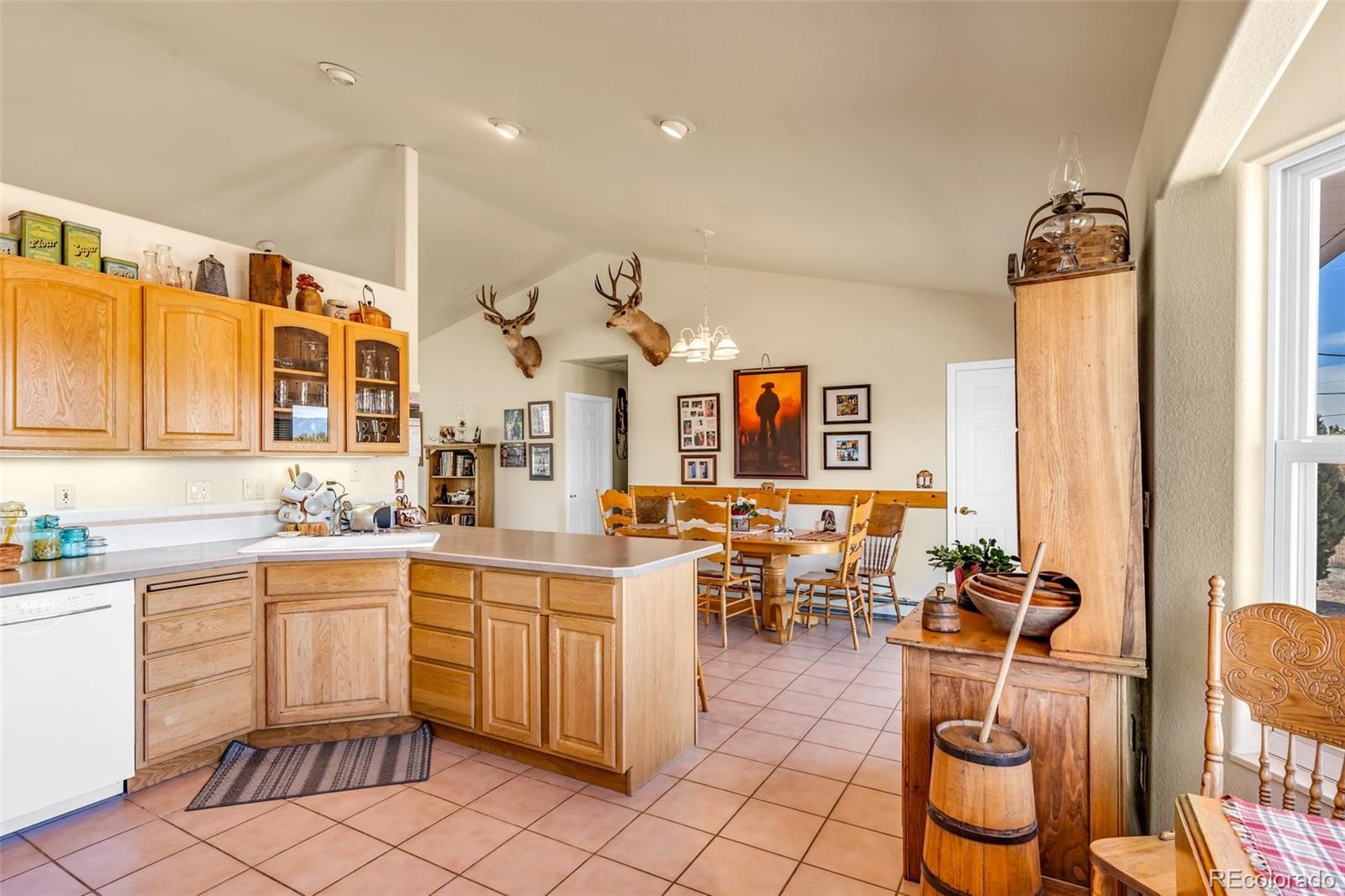 MLS Image #14 for 1775  13th street,penrose, Colorado