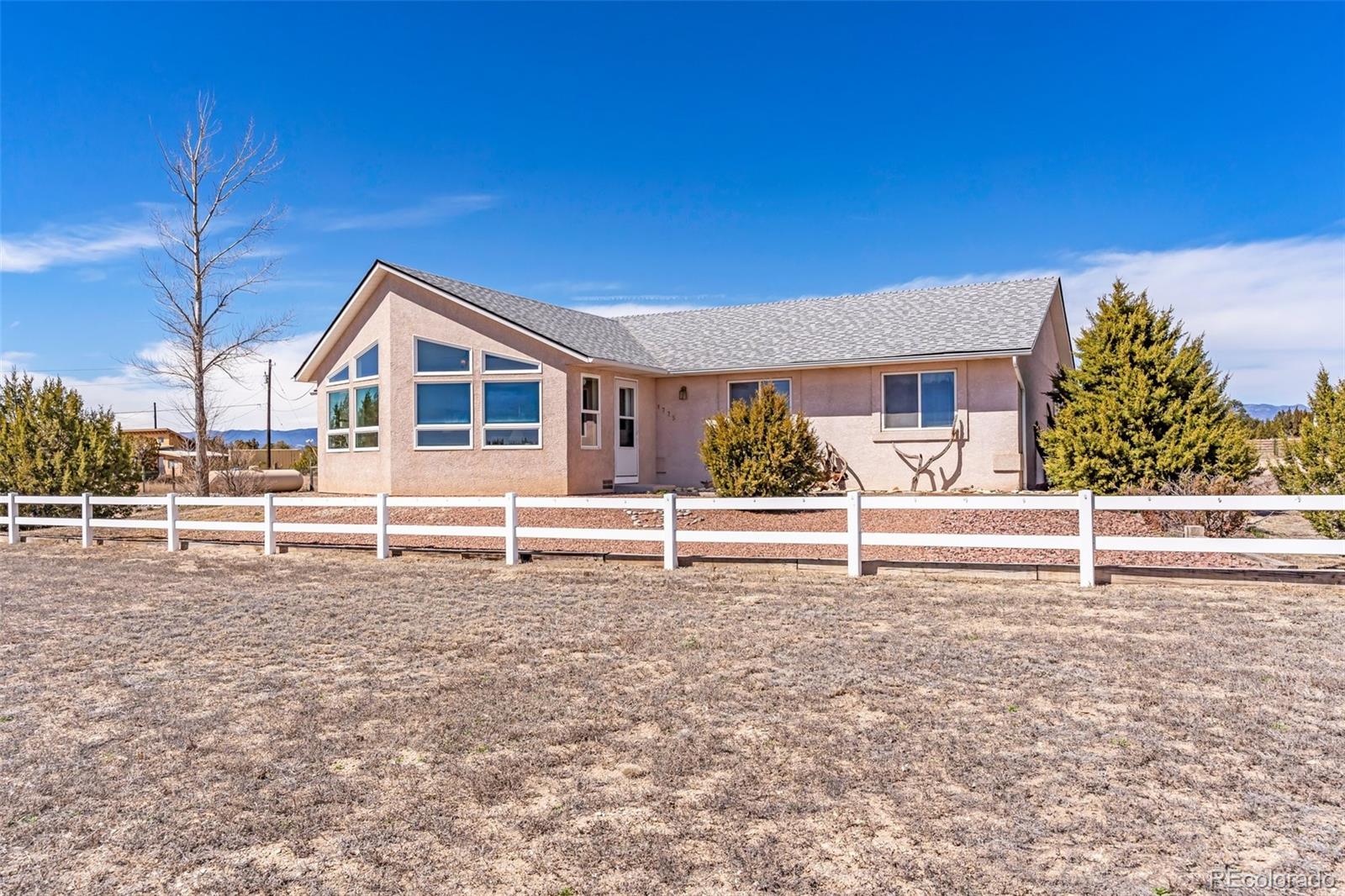 MLS Image #2 for 1775  13th street,penrose, Colorado