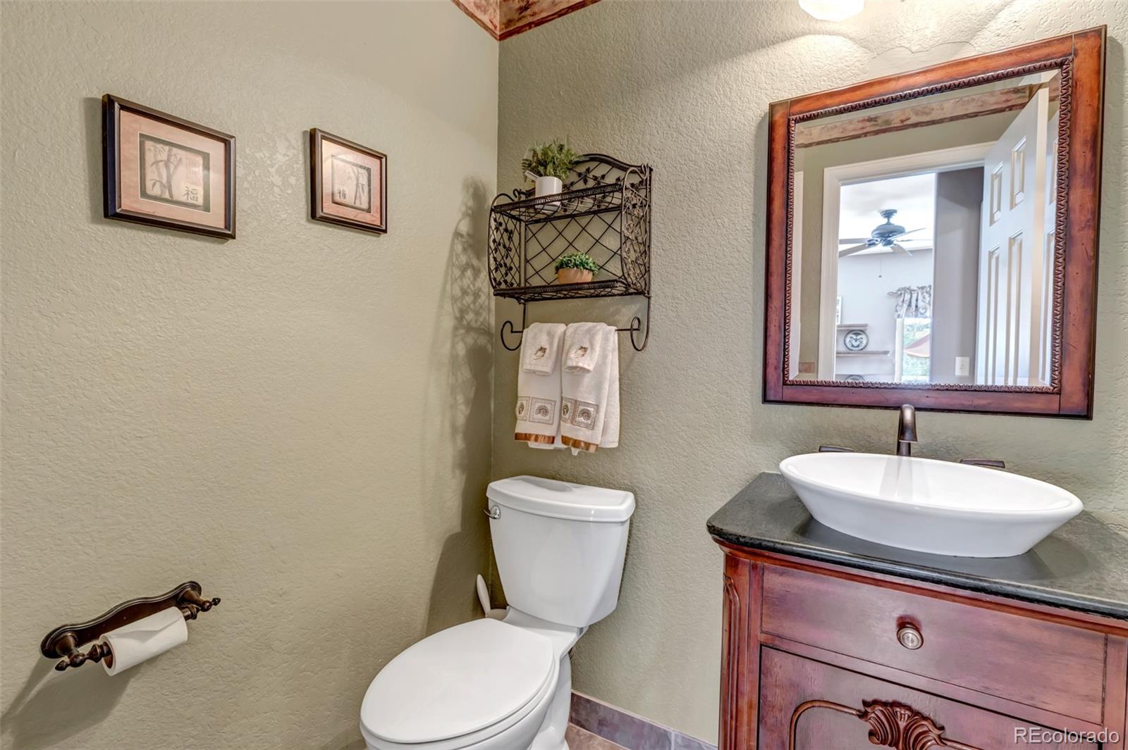 MLS Image #13 for 9005  edgewood lane,highlands ranch, Colorado