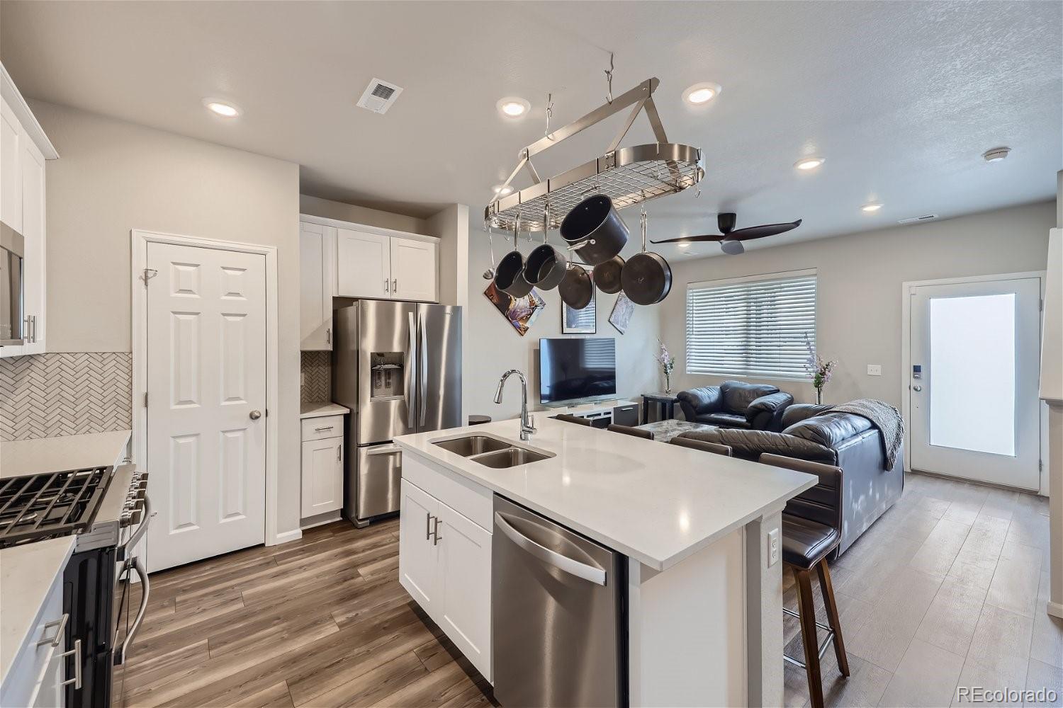 MLS Image #13 for 13815  vispo way,broomfield, Colorado