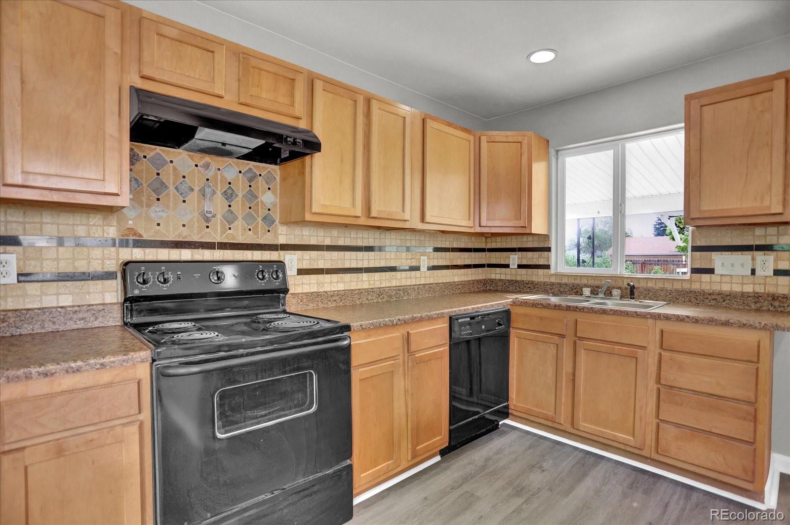 MLS Image #5 for 1170  willow street,denver, Colorado