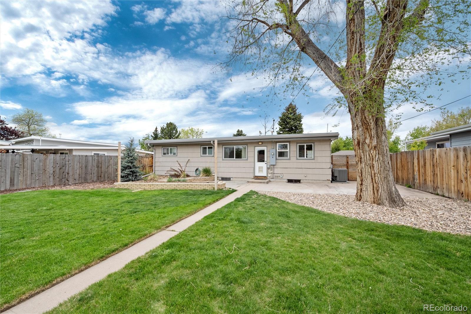 MLS Image #27 for 5390 s greenwood street,littleton, Colorado