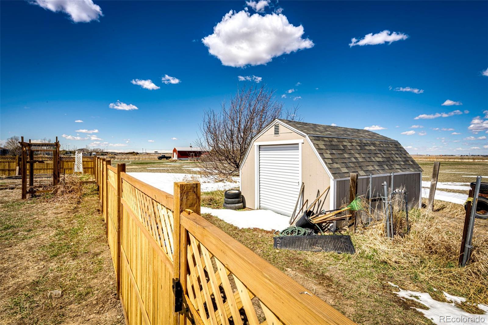 MLS Image #38 for 55779 e apache place,strasburg, Colorado