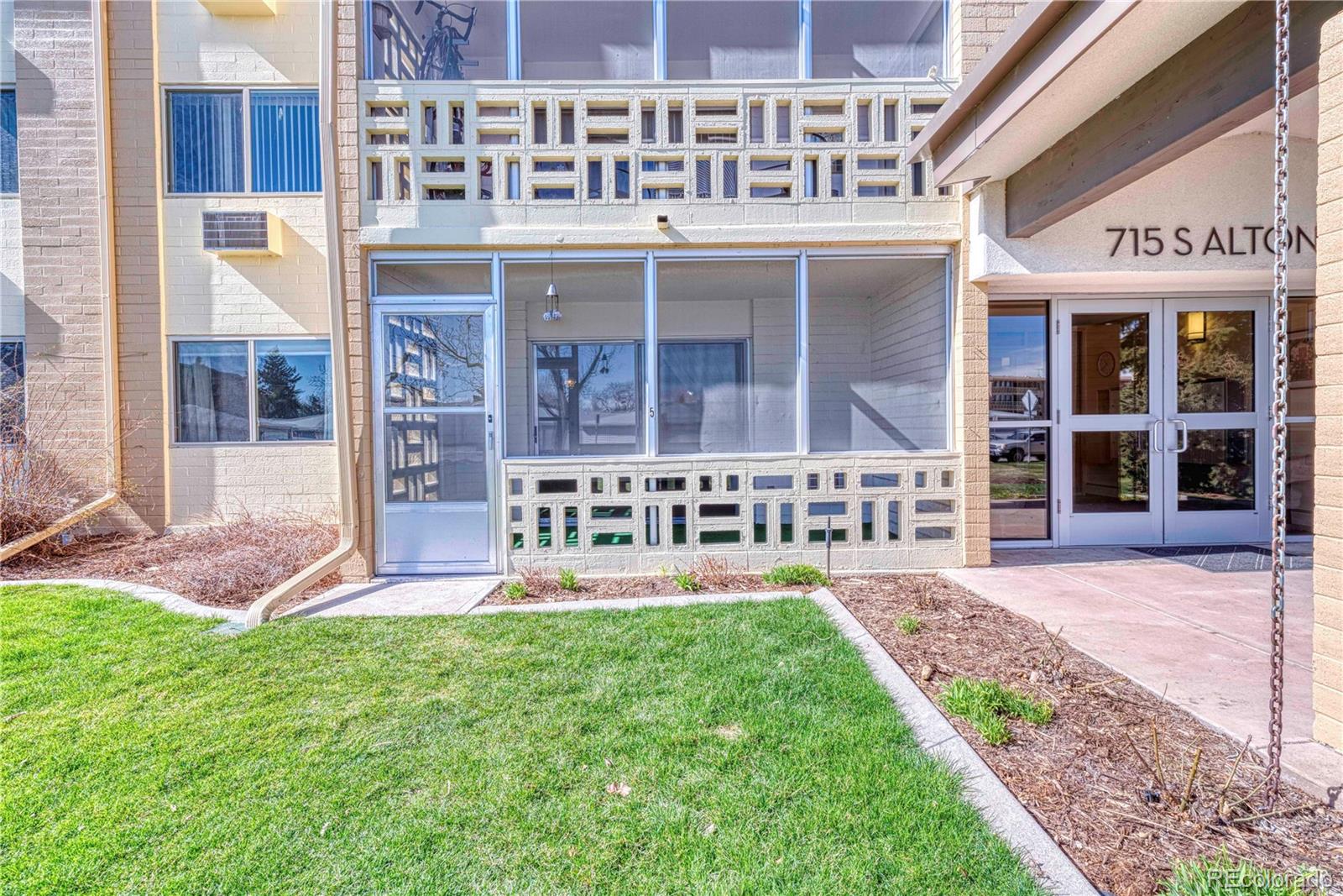 MLS Image #2 for 715 s alton way 5a,denver, Colorado