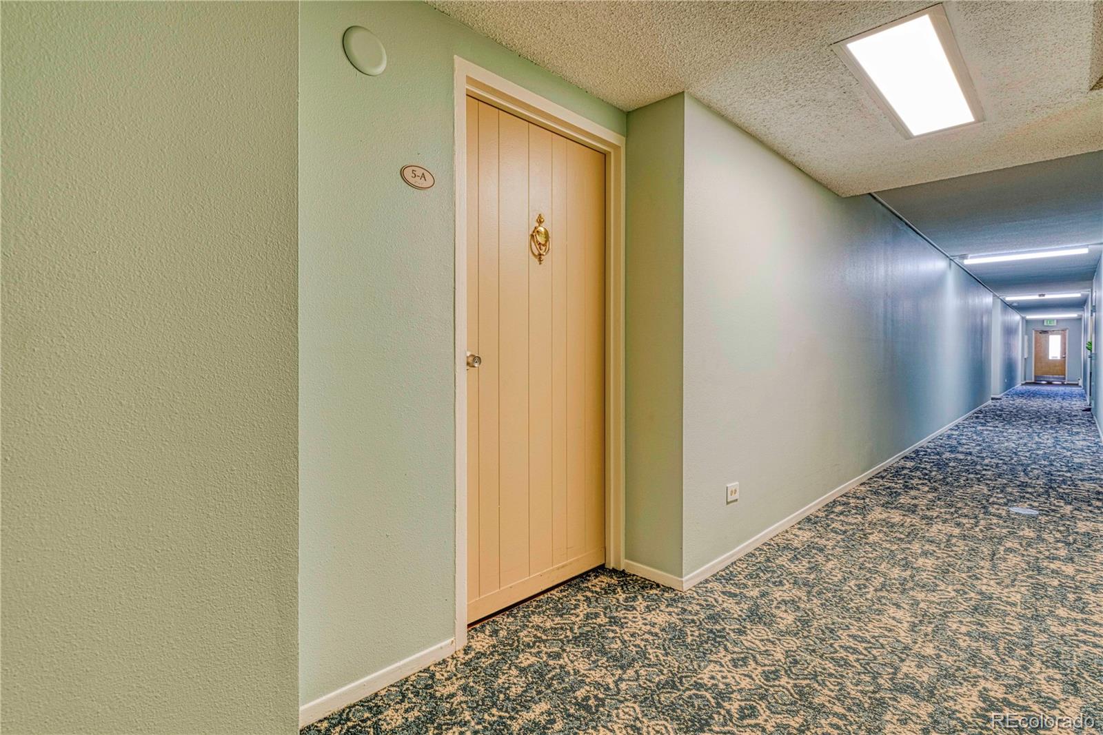 MLS Image #3 for 715 s alton way 5a,denver, Colorado