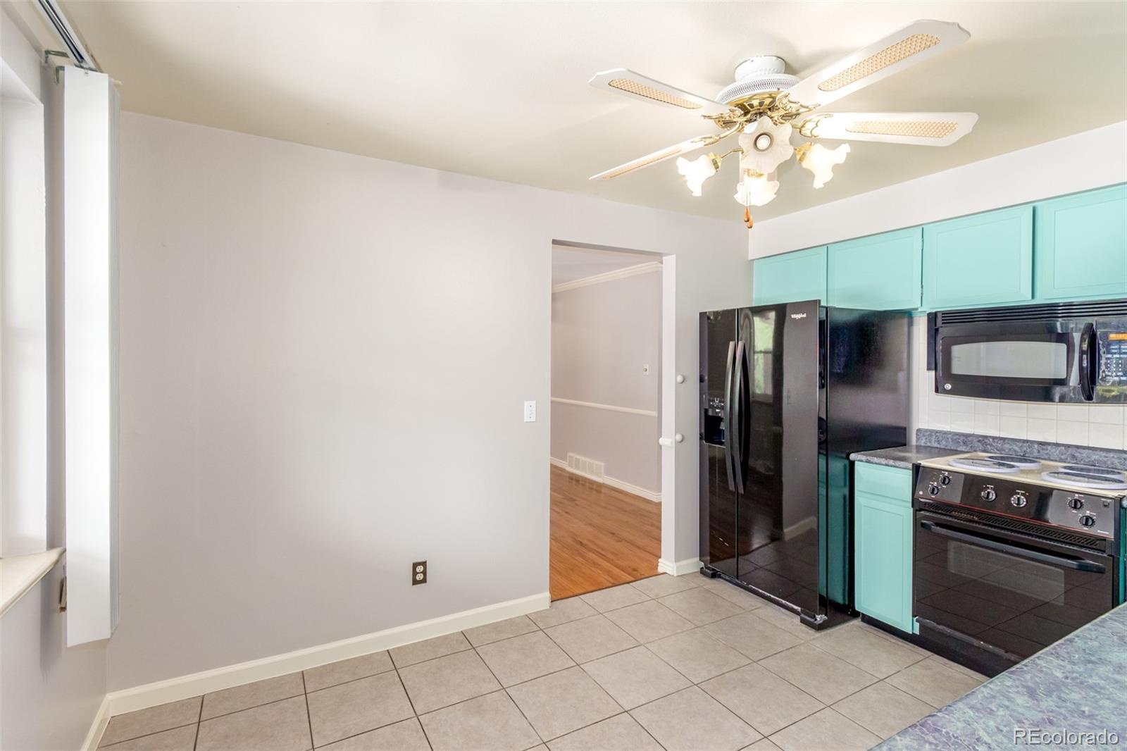 MLS Image #11 for 7073 s cherry street,centennial, Colorado