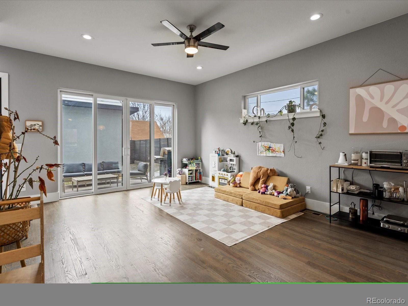 MLS Image #15 for 3203 n saint paul street,denver, Colorado