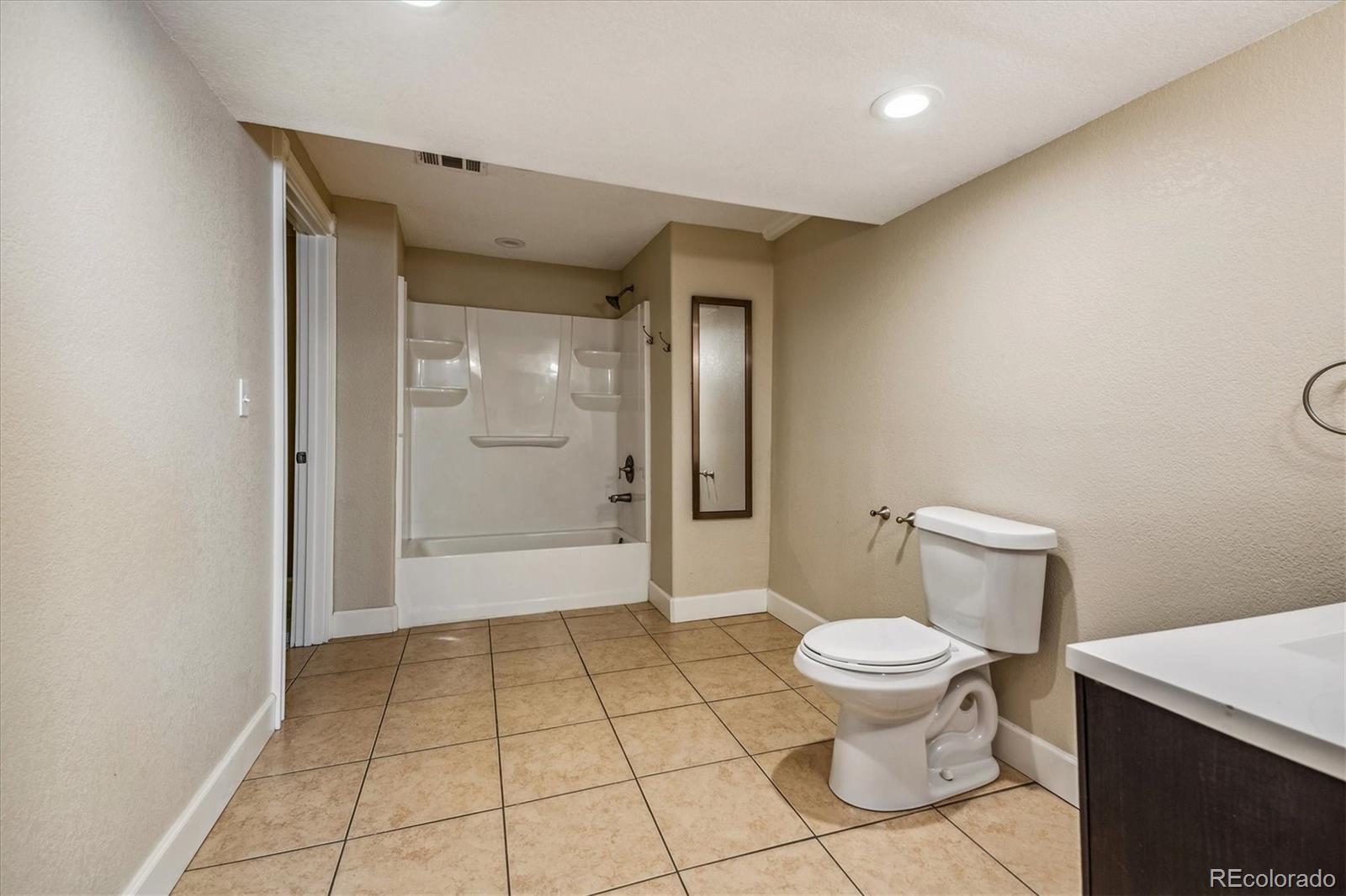 MLS Image #18 for 4310  danube way,denver, Colorado