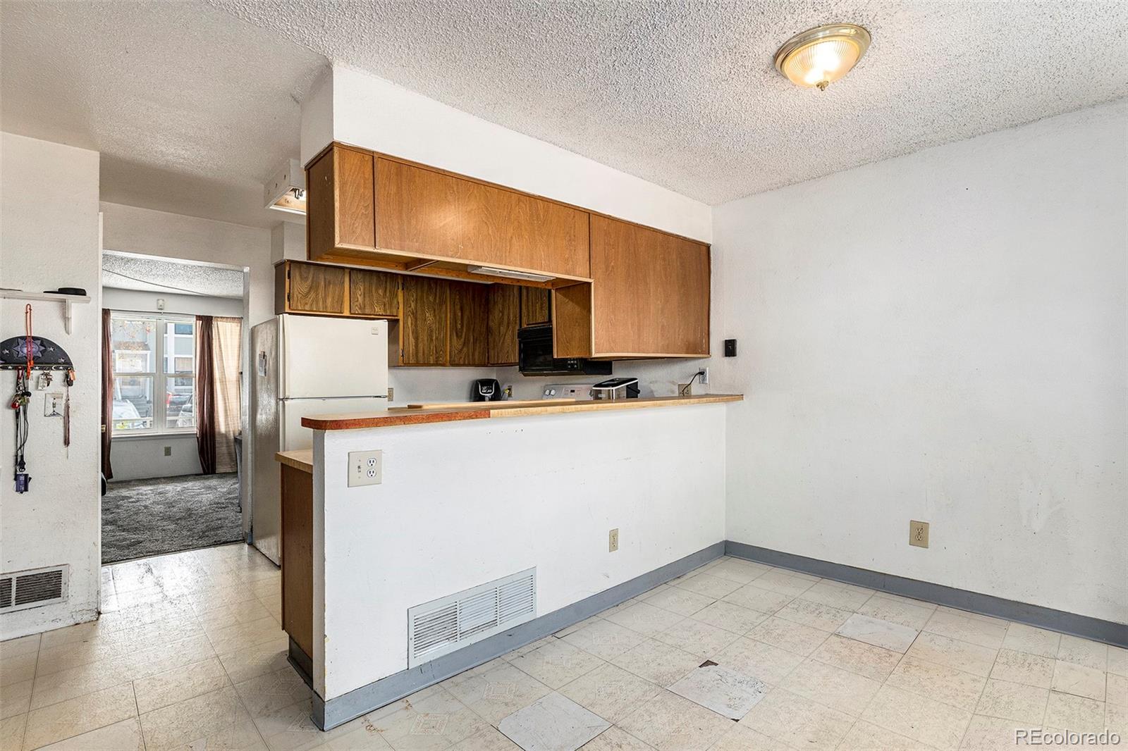 MLS Image #6 for 8248  washington street,denver, Colorado