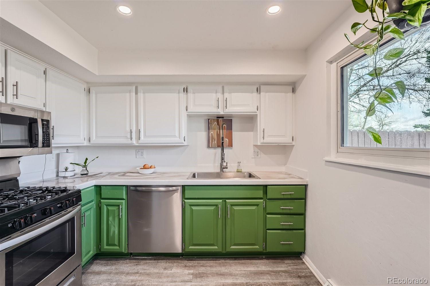 MLS Image #19 for 4252 e maplewood way,centennial, Colorado