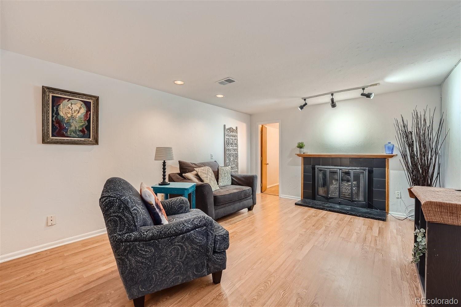 MLS Image #38 for 4252 e maplewood way,centennial, Colorado