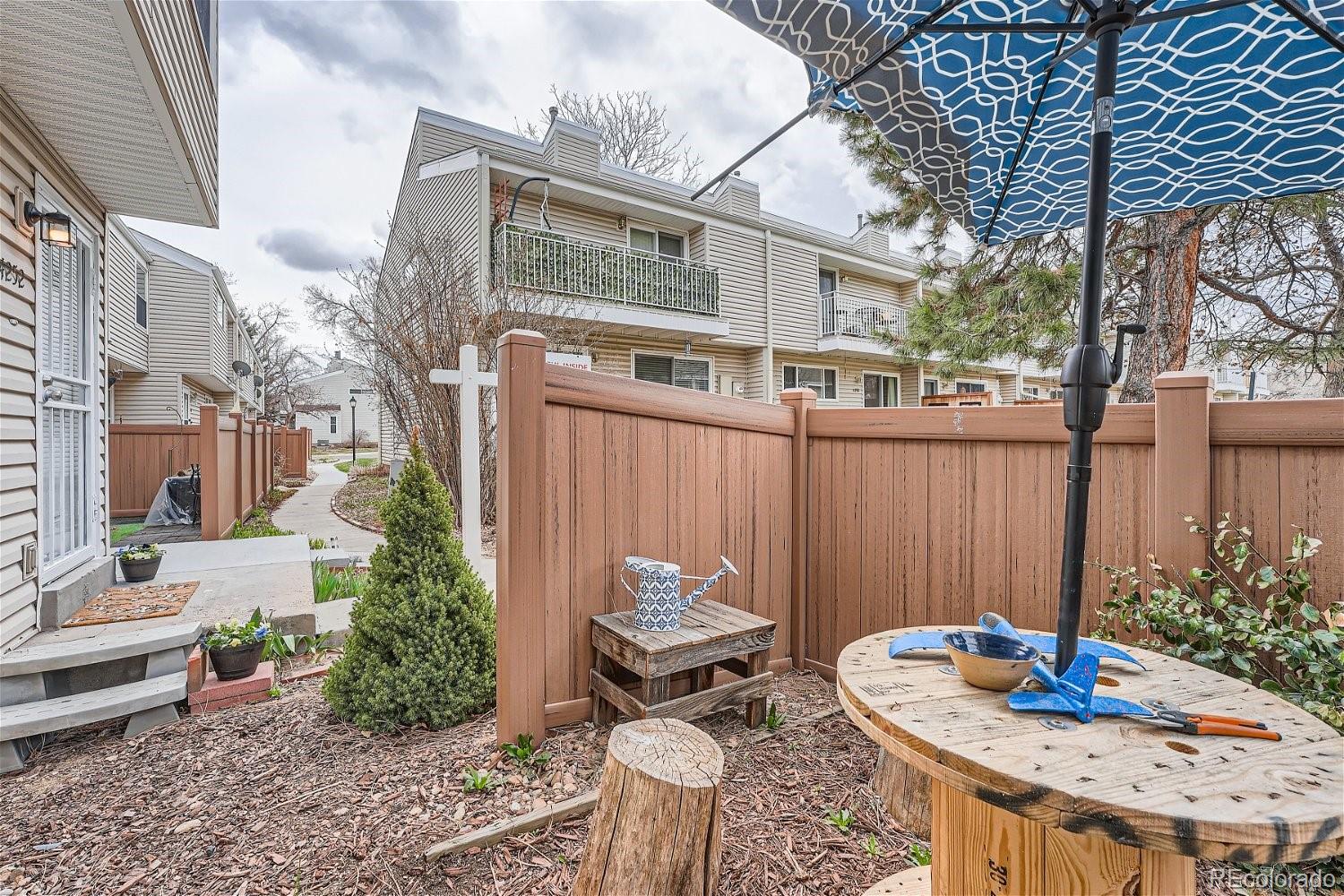 MLS Image #7 for 4252 e maplewood way,centennial, Colorado