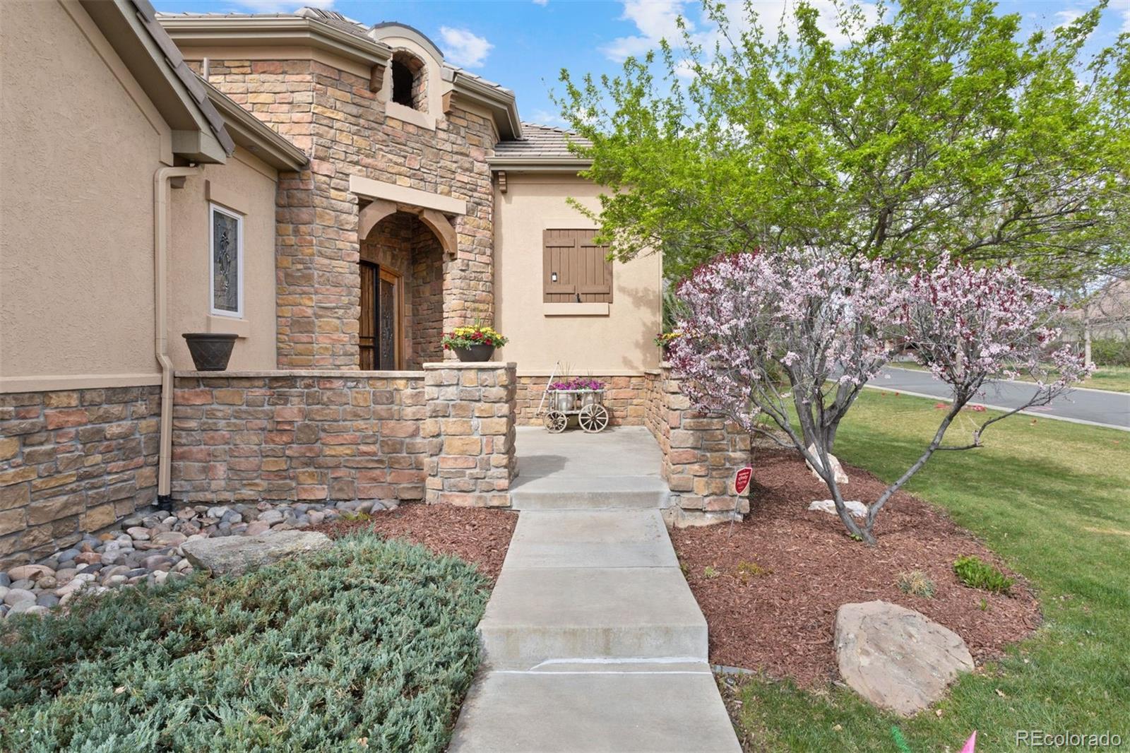 MLS Image #2 for 40  brookhaven drive,littleton, Colorado