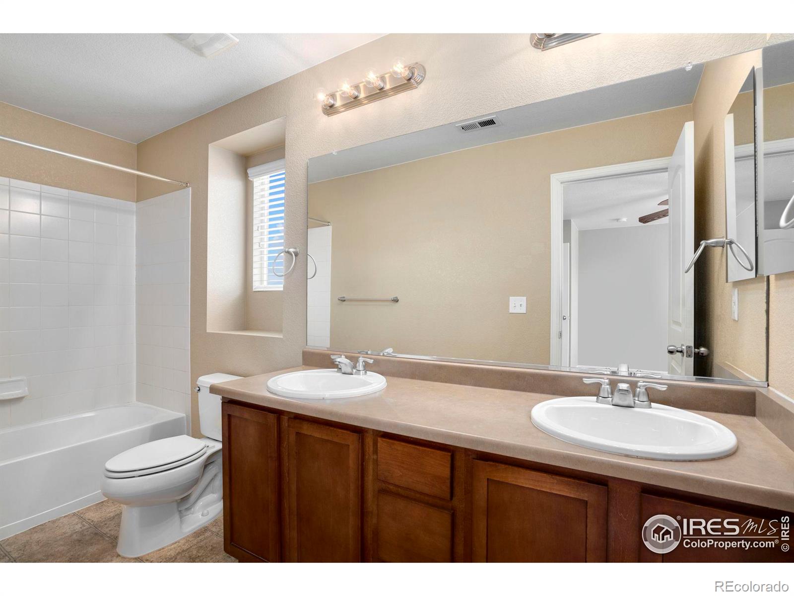 MLS Image #17 for 1657  chelmsford court,windsor, Colorado