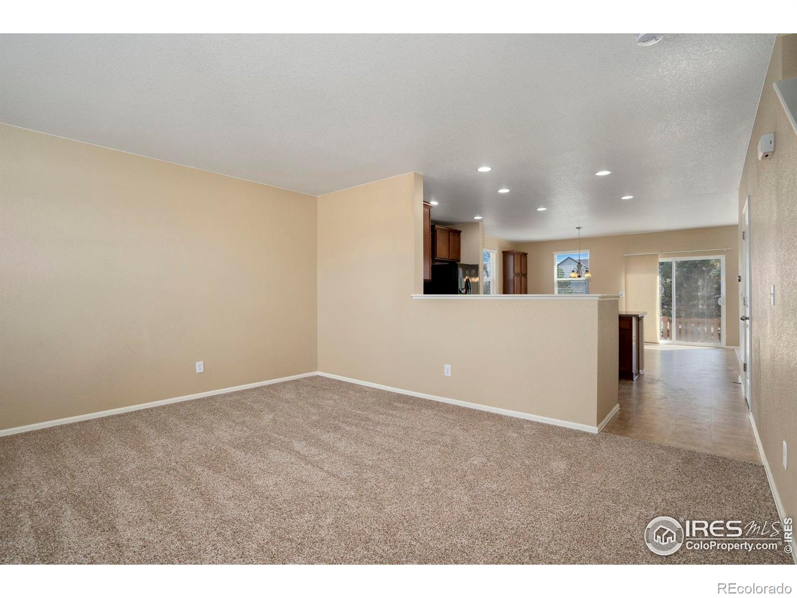 MLS Image #4 for 1657  chelmsford court,windsor, Colorado