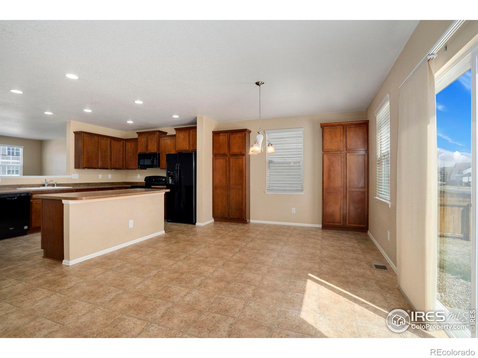 MLS Image #9 for 1657  chelmsford court,windsor, Colorado