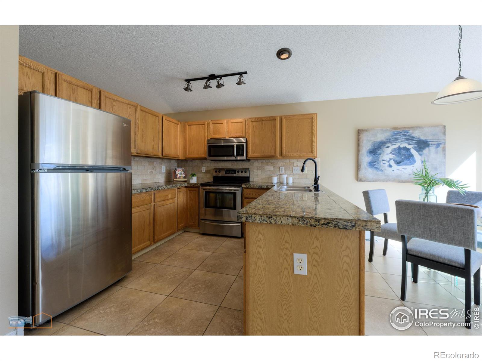 MLS Image #6 for 1816  fountain court,longmont, Colorado