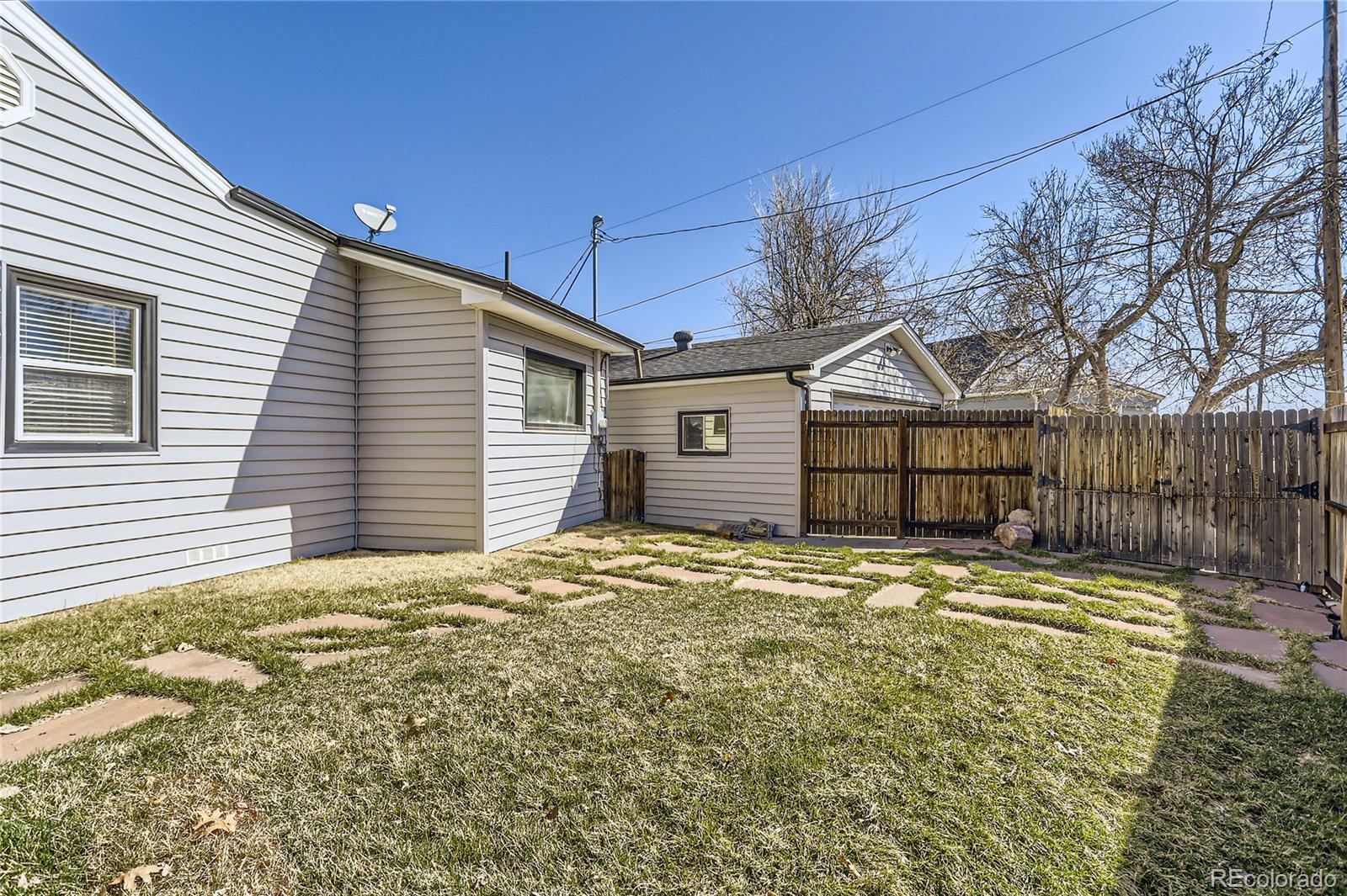 MLS Image #33 for 2596 s knox court,denver, Colorado