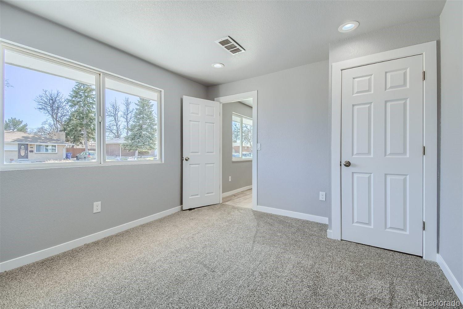 MLS Image #18 for 1881 e 84th avenue,denver, Colorado