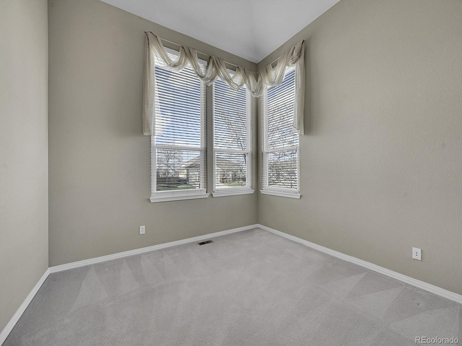 MLS Image #13 for 12616 w 83rd drive,arvada, Colorado