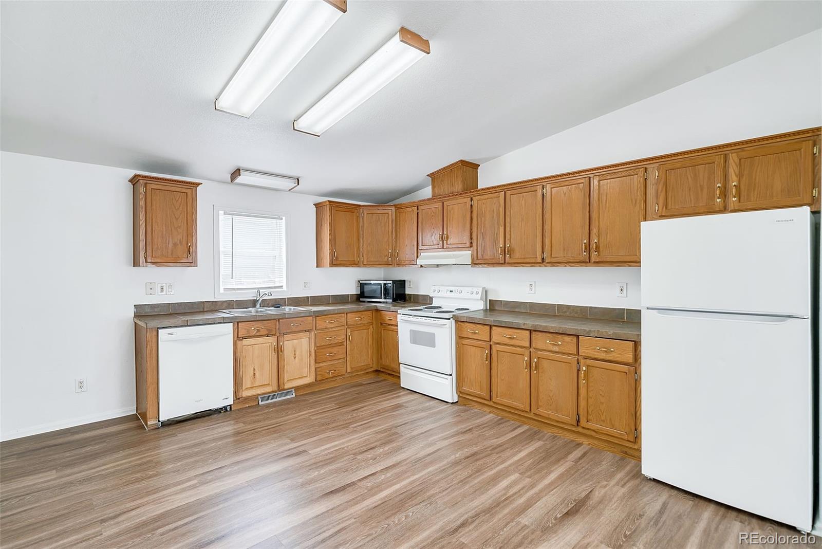 MLS Image #5 for 242  hooker street,denver, Colorado